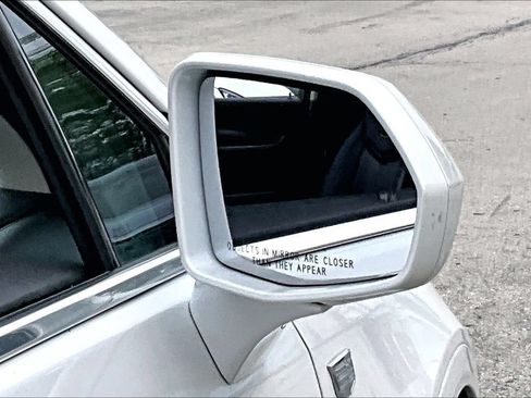 Used 2019 Cadillac XT5 Luxury FWD image 23