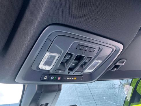 Used 2021 GMC Sierra 1500 AT4 w/ AT4 Value Package image 32