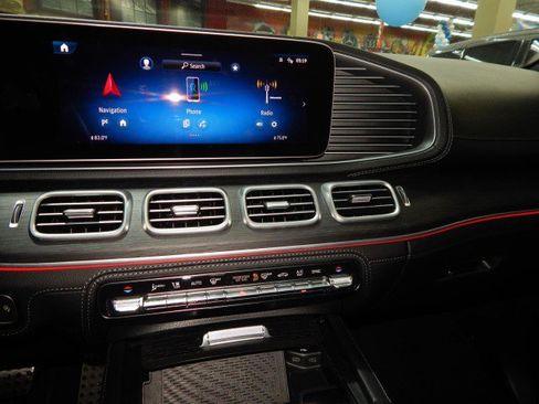 Used 2024 Mercedes-Benz GLE 53 AMG 4MATIC Coupe image 26