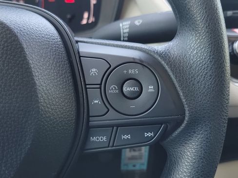 Certified 2026 Toyota Corolla LE FWD image 21