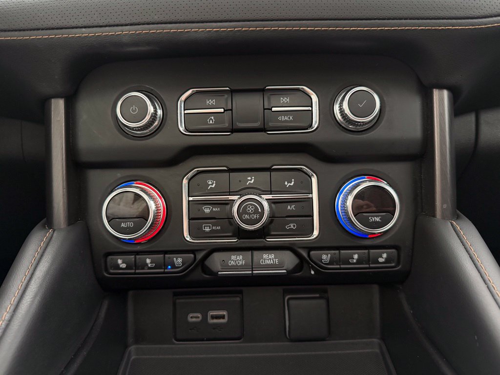 Used 2023 GMC Yukon AT4 AWD/4WD image 19