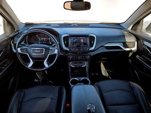 Used 2023 GMC Terrain SLT image 13