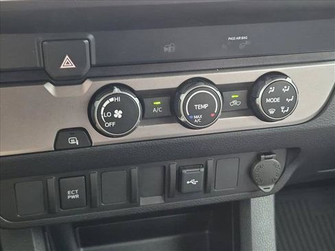 Used 2023 Toyota Tacoma SR w/ SR Convenience Package RWD image 13
