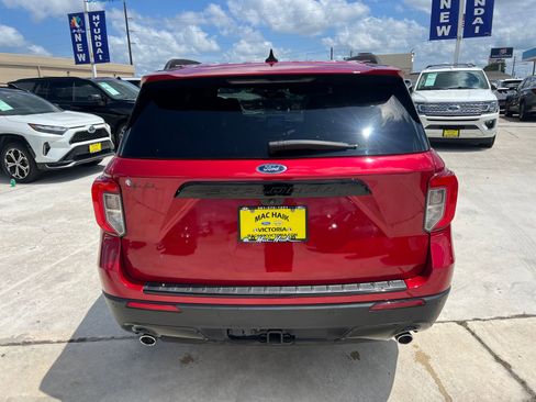 Certified 2023 Ford Explorer ST-Line w/ Class IV Trailer Tow Package RWD image 4