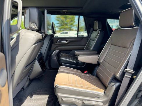 Certified 2026 GMC Yukon Denali Ultimate AWD/4WD image 25
