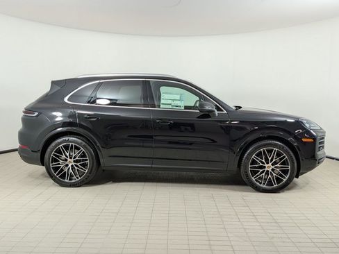 New 2026 Porsche Cayenne image 8