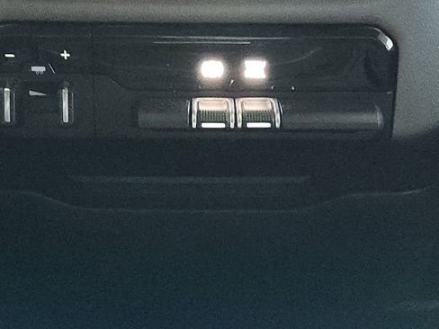 Used 2020 RAM 2500 Big Horn image 35