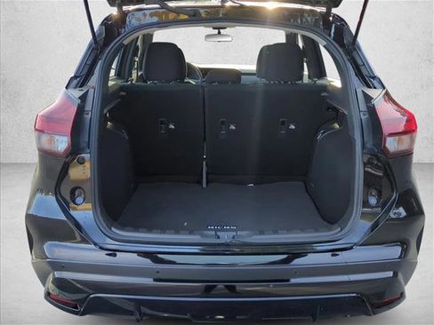 Used 2024 Nissan Kicks SR image 6