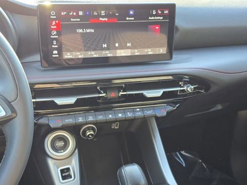 Used 2024 Dodge Hornet R/T image 38