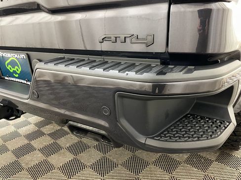 Certified 2022 GMC Sierra 1500 AT4 w/ AT4 Premium Package AWD/4WD image 51