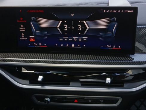 Used 2024 BMW X5 M60i AWD/4WD image 4