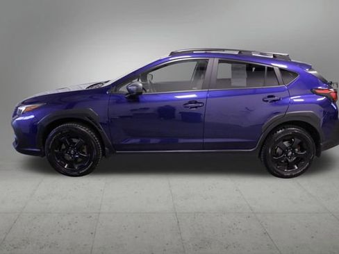Used 2024 Subaru Crosstrek 2.0i Premium AWD/4WD image 2
