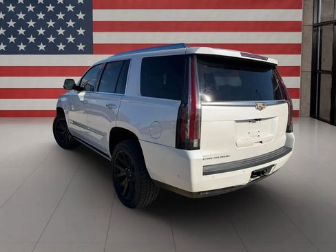 Used 2019 Cadillac Escalade Platinum image 5