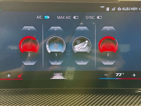 Used 2023 BMW M3 Competition w/ M Carbon Exterior Package image 21