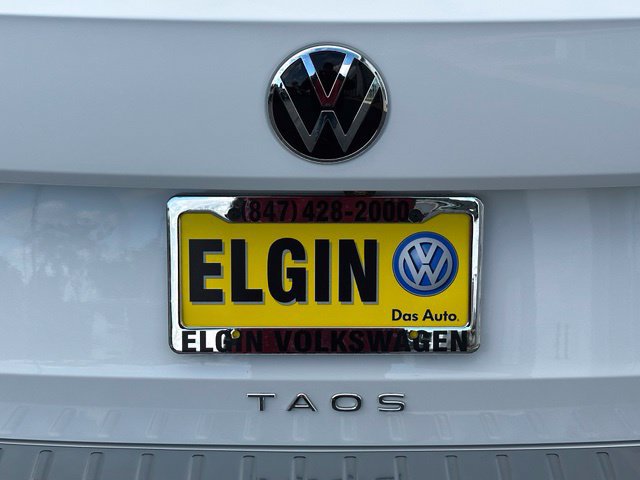 Used 2023 Volkswagen Taos SE w/ Panoramic Sunroof Package AWD/4WD image 14