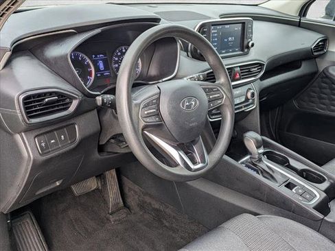 Used 2020 Hyundai Santa Fe SE image 10