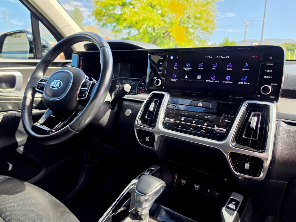 Certified 2021 Kia Sorento SX AWD/4WD image 18