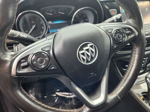 Used 2017 Buick Envision Essence image 20