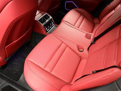 Used 2023 Porsche Panamera 4 image 15