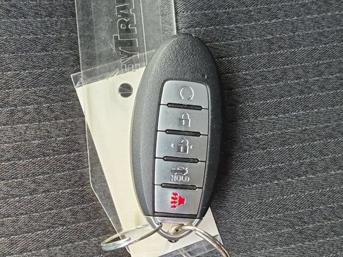 Used 2023 Nissan Altima 2.5 SV FWD image 32