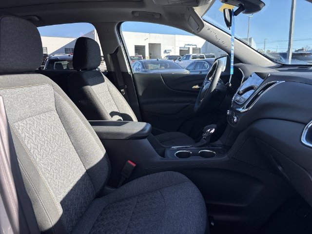 Certified 2024 Chevrolet Equinox LT FWD image 19