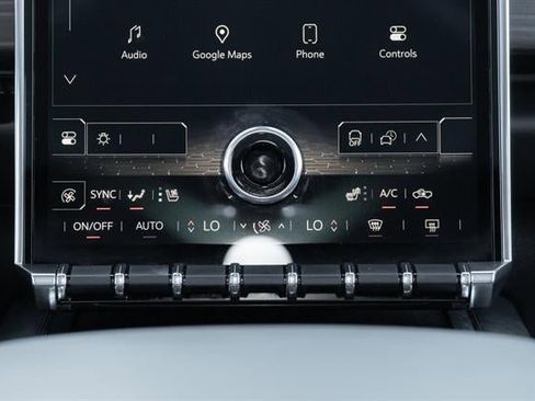 Used 2024 GMC Sierra EV Denali image 63