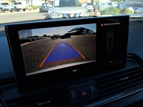 Used 2023 Audi Q5 2.0T Premium image 31