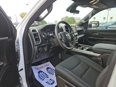 New 2026 RAM 1500 Express AWD/4WD image 13