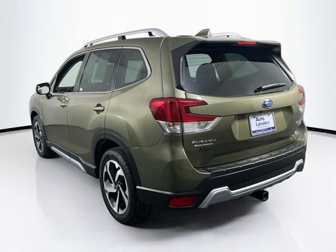 Used 2022 Subaru Forester Touring image 7