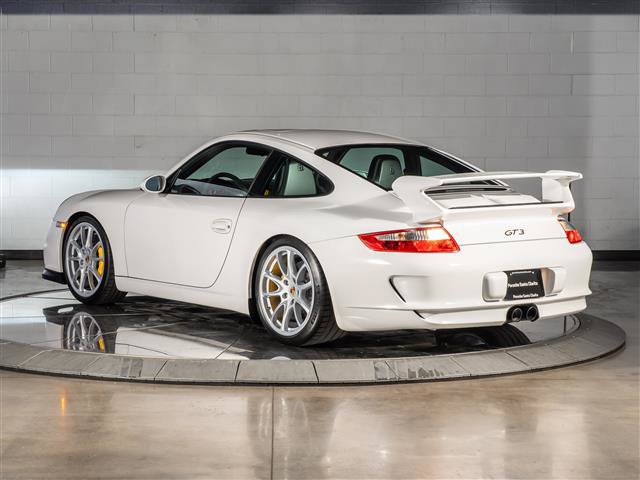 Used 2007 Porsche 911 GT3 RWD image 3
