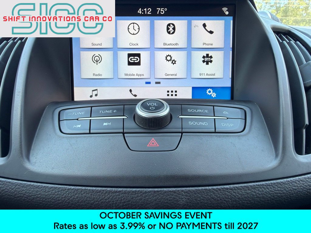 Used 2018 Ford Escape SE w/ SE Sport Appearance Package FWD image 16