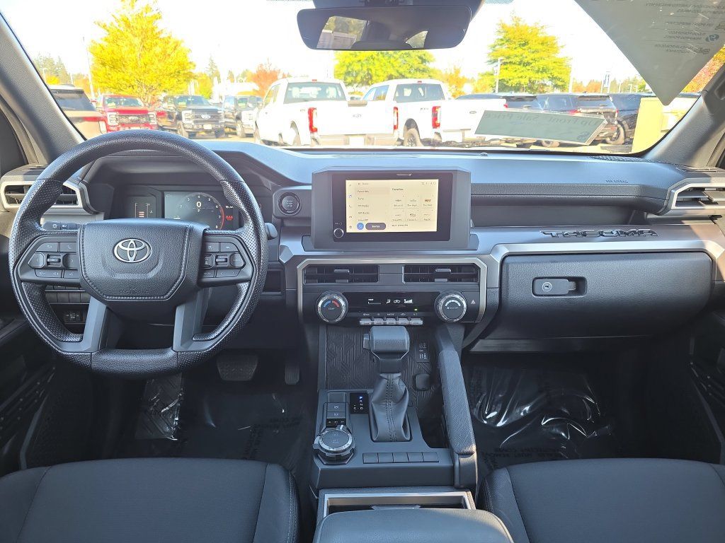 Used 2026 Toyota Tacoma SR5 AWD/4WD image 5