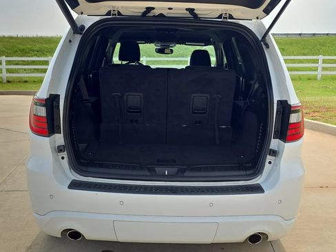 Used 2025 Dodge Durango GT RWD image 13