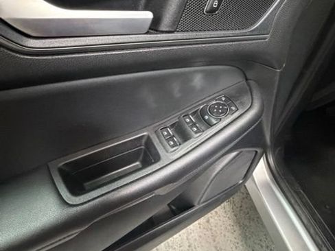 Used 2024 Ford Edge SE w/ Black Appearance Package AWD/4WD image 20