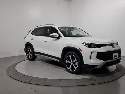 New 2026 Volkswagen Tiguan SE AWD/4WD image 7