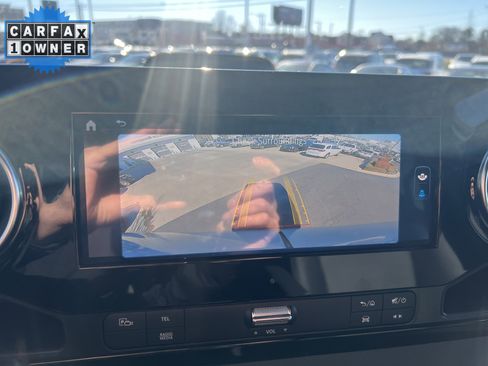 Used 2025 Mercedes-Benz Sprinter 2500 image 25