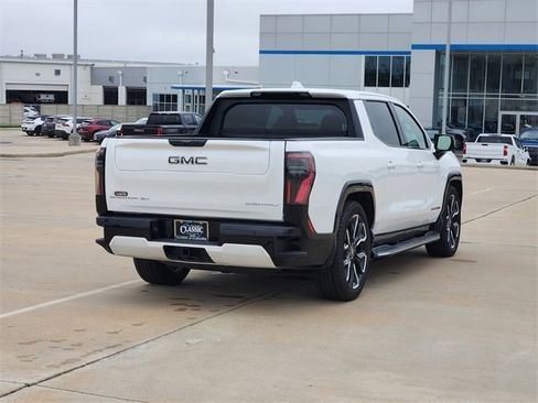 New 2025 GMC Sierra EV Denali image 6