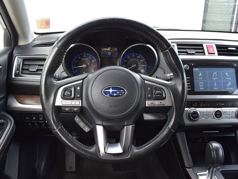 Used 2017 Subaru Outback 3.6R Limited AWD/4WD image 15