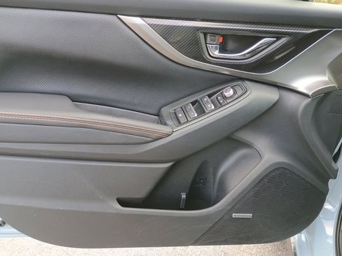 Used 2020 Subaru Crosstrek 2.0i Limited w/ Moonroof Package w/Navigation image 11