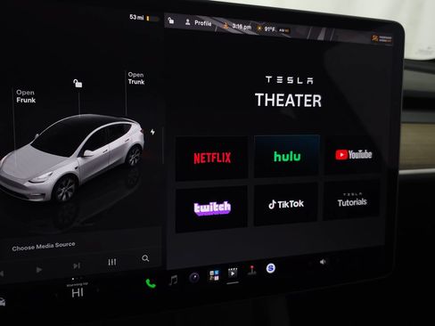 Used 2023 Tesla Model Y Long Range AWD/4WD image 32