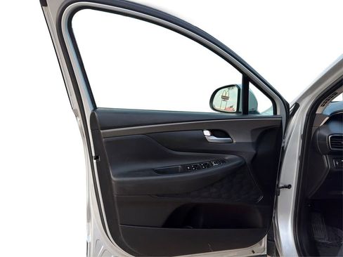 Used 2019 Hyundai Santa Fe SE image 19