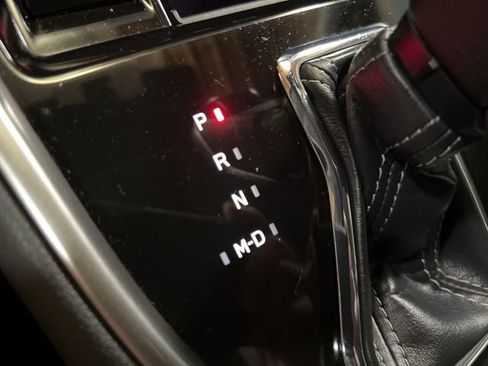 Used 2024 Subaru Outback Onyx Edition image 30