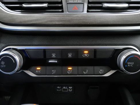 Used 2023 Nissan Altima 2.5 SV image 18