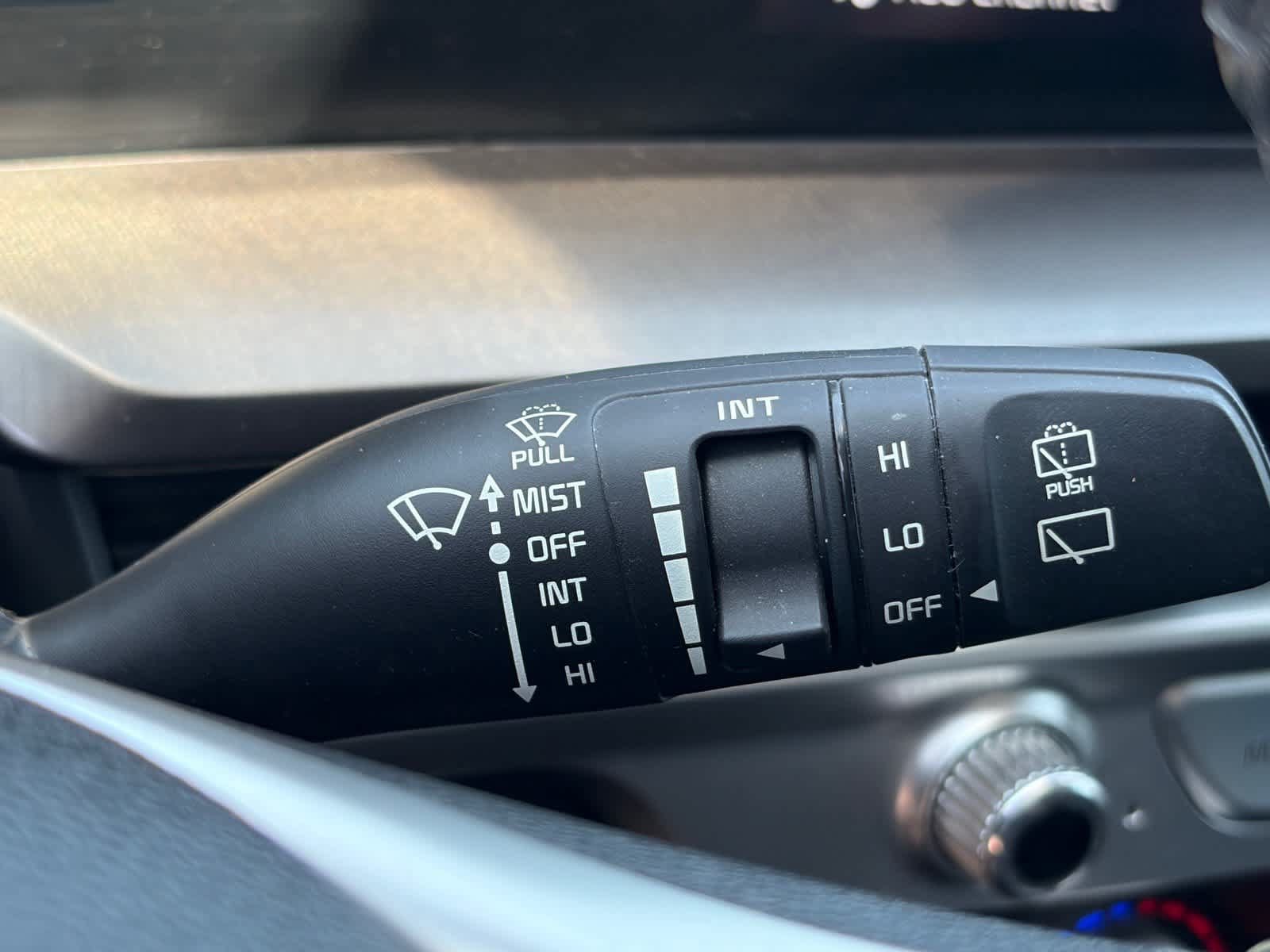 Used 2023 Kia Telluride S FWD image 26