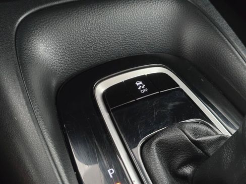 Used 2024 Toyota Corolla LE FWD image 30