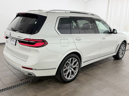 Used 2024 BMW X7 xDrive40i AWD/4WD image 5