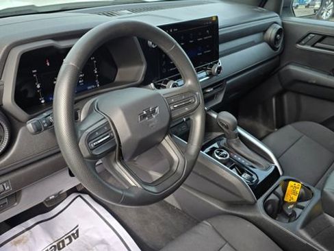 Used 2023 Chevrolet Colorado Trail Boss w/ Advanced Trailering Package image 16