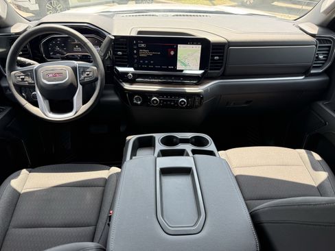 Used 2024 GMC Sierra 1500 Elevation AWD/4WD image 11