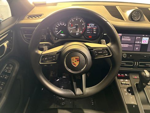 Used 2023 Porsche Macan S AWD/4WD image 36