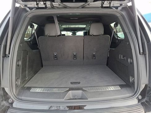 Used 2023 Chevrolet Suburban Premier w/ Premium Package 2 image 27